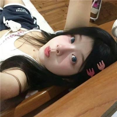 剧场前